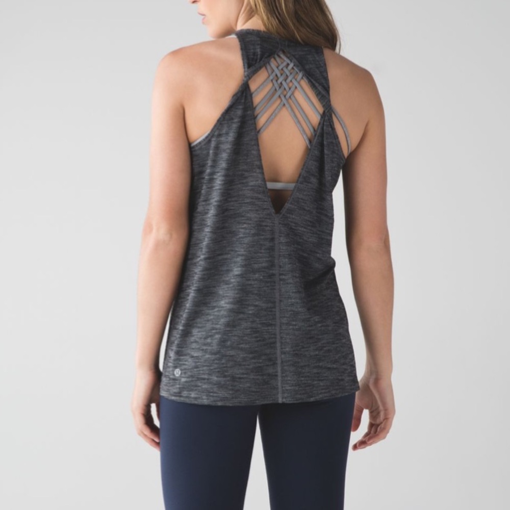 Lululemon Trapeze Twist Tank-Heathered Black-Size 2-Black/Grey-Twist Back